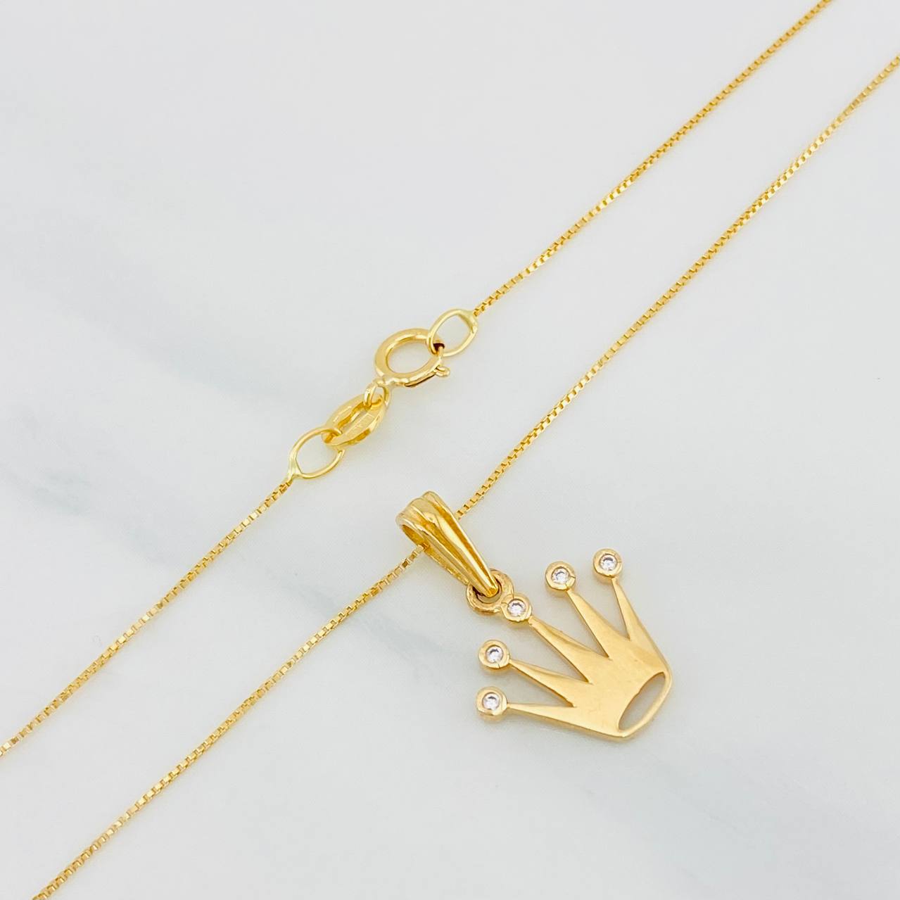 Venetian Chain Set + Crown Pendant / 2.2g / 20 in Yellow Gold 18K