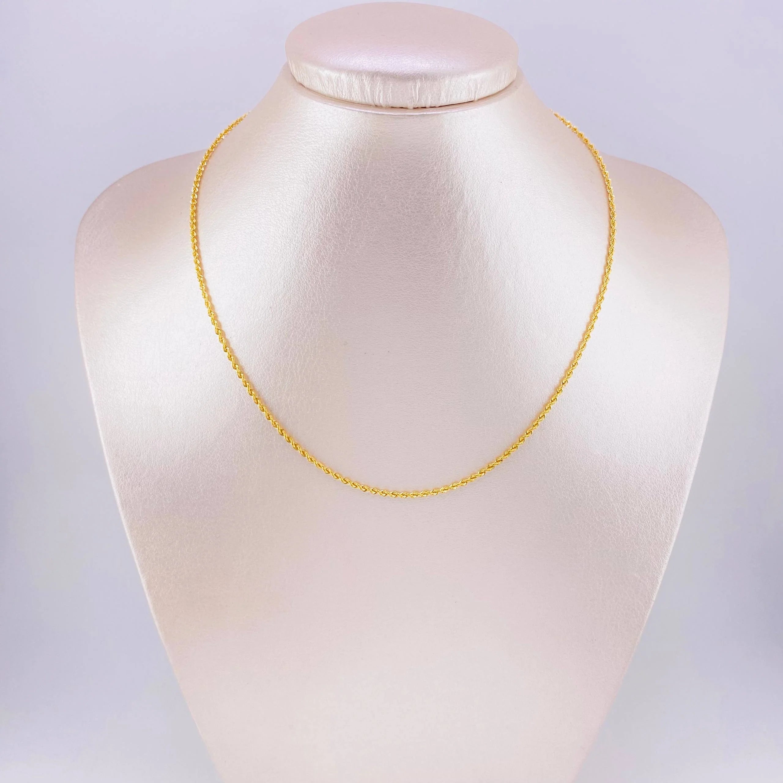 Cadena Lazo 1.5g / 24 in / 1.4mm Oro Amarillo 18K
