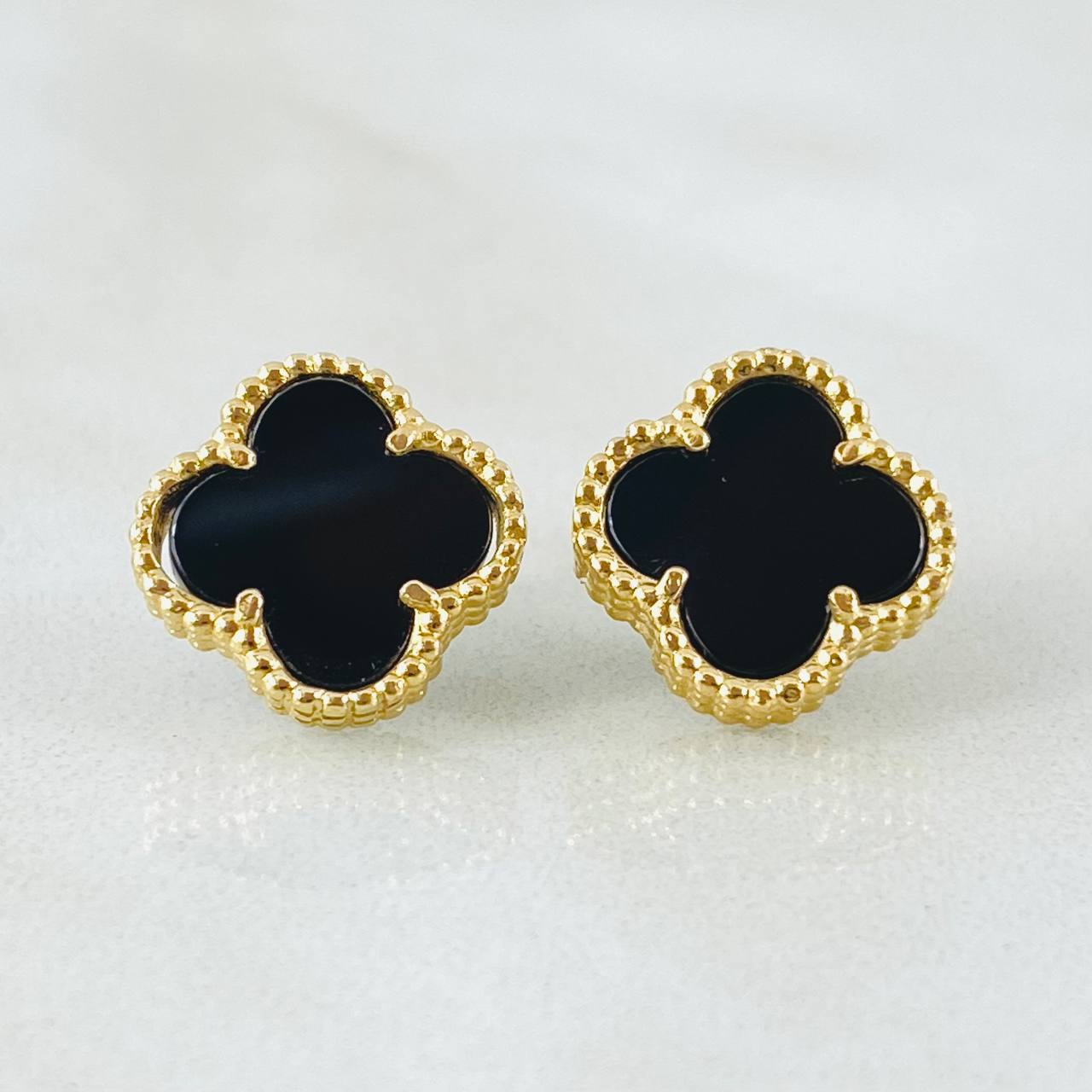 Topos Trebol Negro 3.25gr / 1/2 in / Oro Amarillo Nac.Esp. 18K