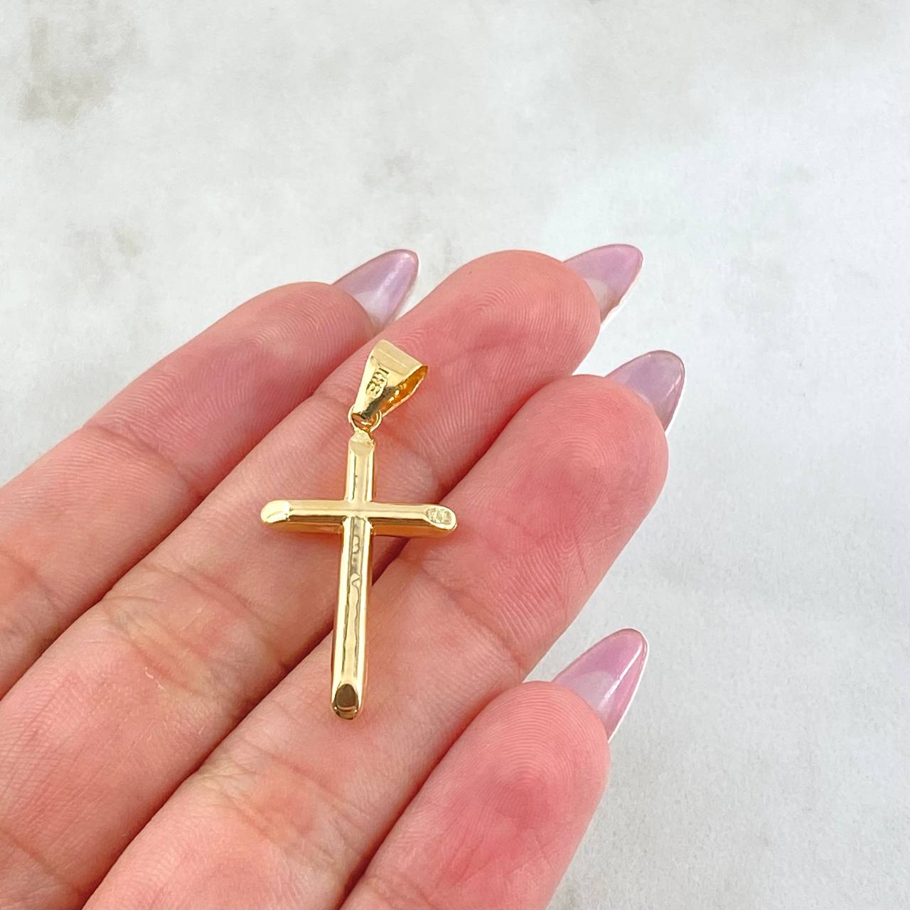 Dije Cruz 0.85gr / 1 1/2 in / Oro Amarillo 18K ©