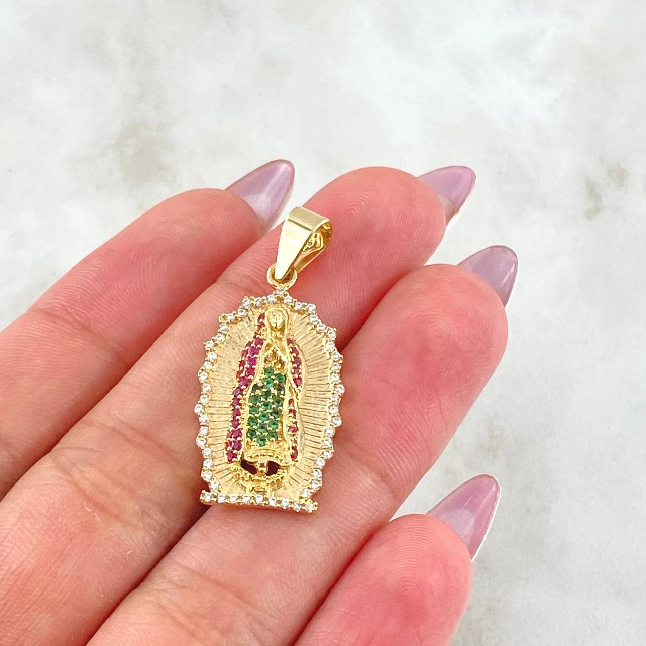 Dije Virgen Guadalupe 5.05gr / 1 1/2 in / Oro Amarillo 18K ©