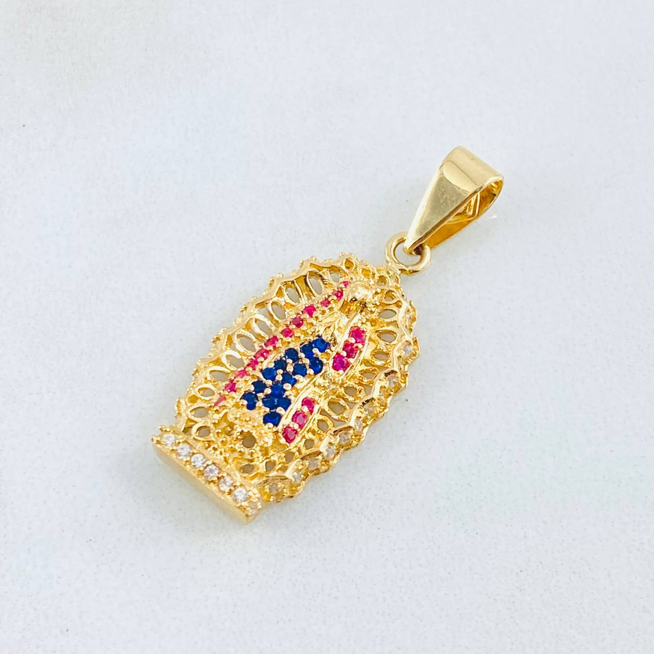 Dije Virgen Guadalupe 3.1gr / 1 1/4 in / Oro Amarillo 18K ©