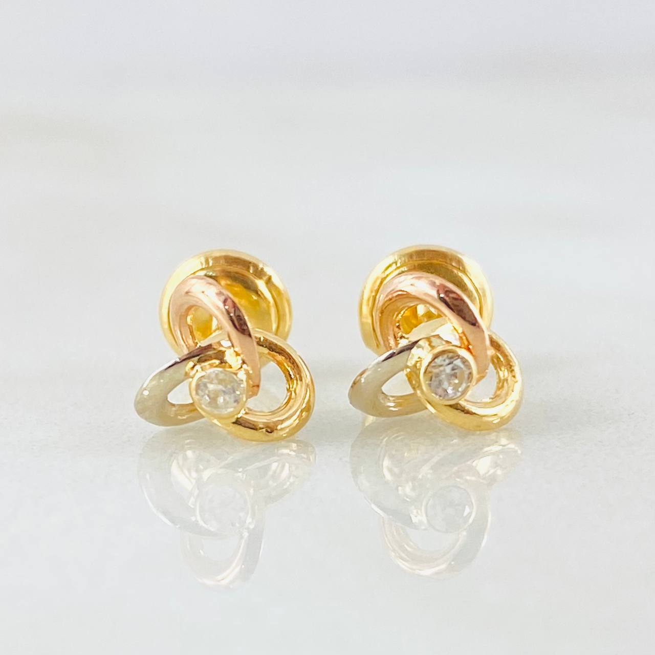 Topos Helice 0.95gr / 6mm Tres Oros 18K *