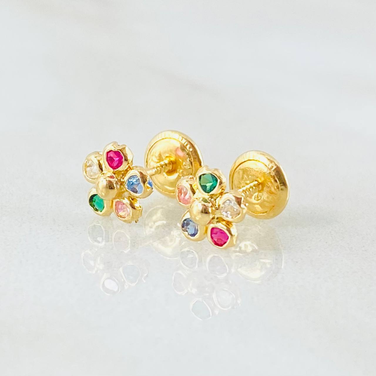Stud Earrings Flower 0.85gr / 6mm Yellow Gold 18K