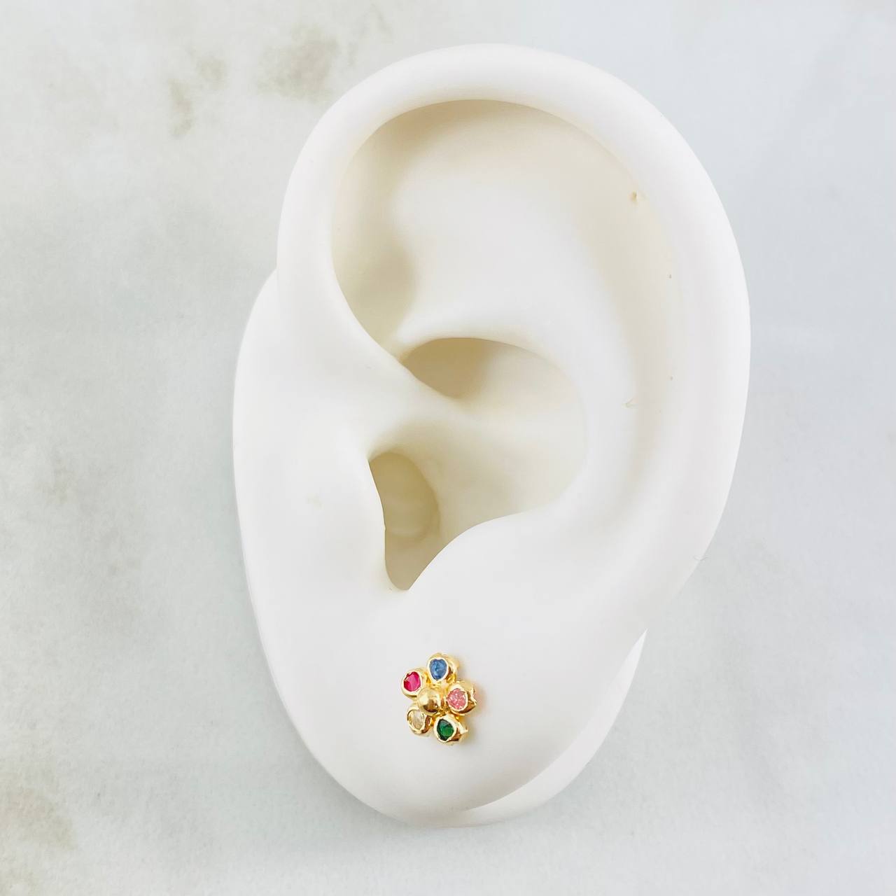 Stud Earrings Flower 0.85gr / 6mm Yellow Gold 18K