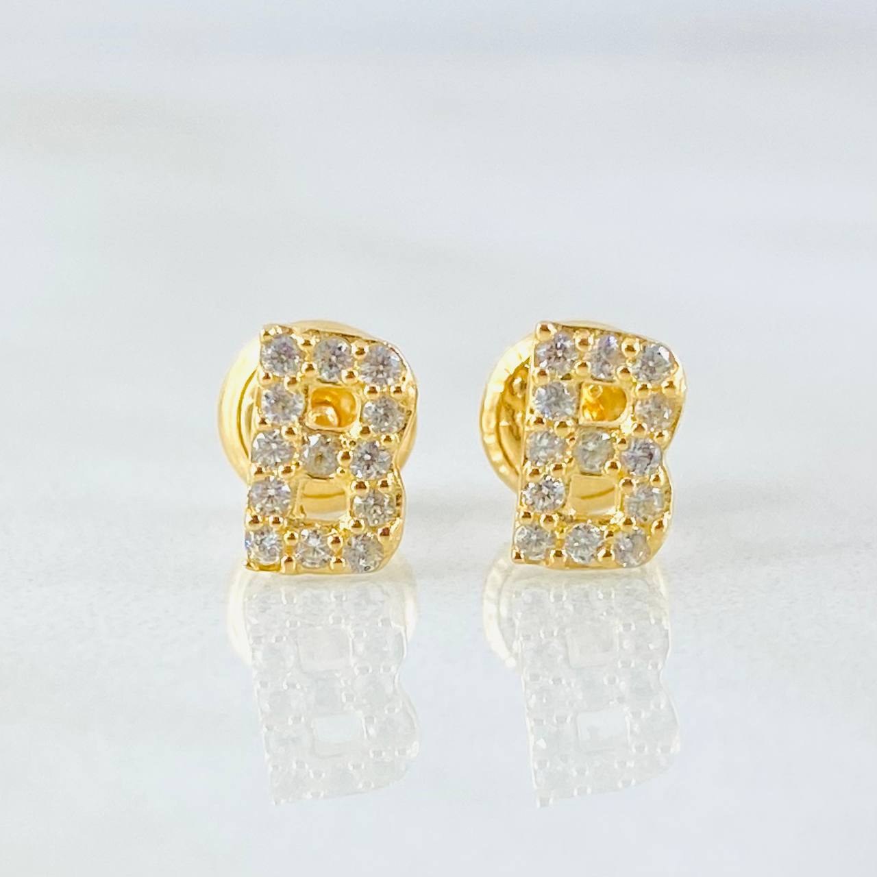 Stud Earrings Letter B 0.8gr / 18K Gold +0$