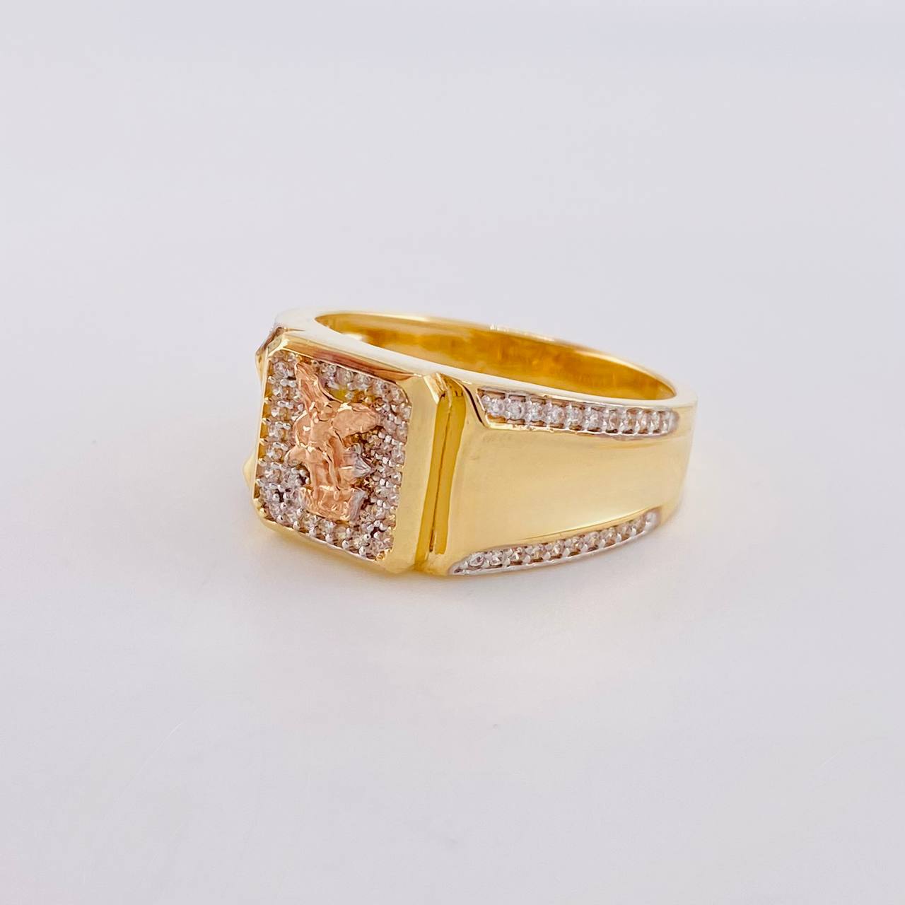 Saint Michael Archangel Ring 9.3g / Size 11 3/4 Three Golds 18K