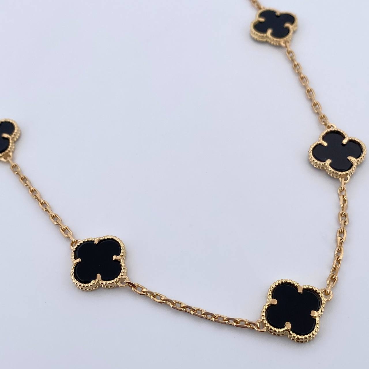 Classic Link Chain Trebol 32.35gr / 68.6cm / 2mm Black Onyx Yellow Gold 18K &