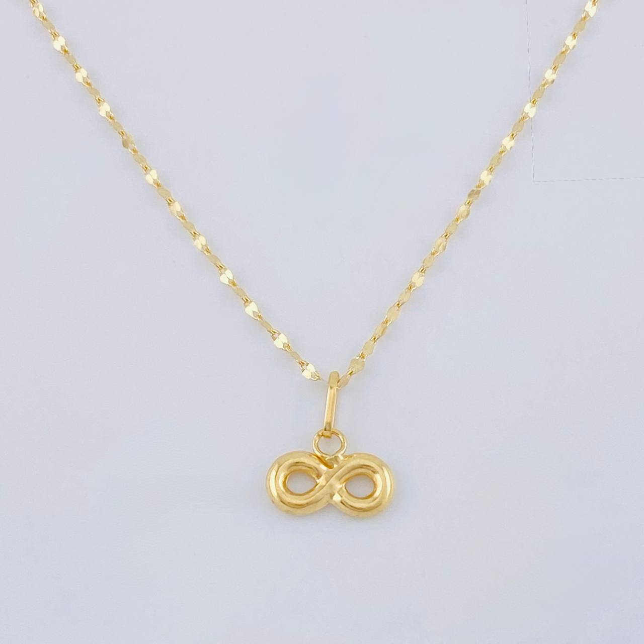 Mirror Flower Chain Set + Infinity Pendant / 1.1gr / 17 3/4 in 18K Yellow Gold