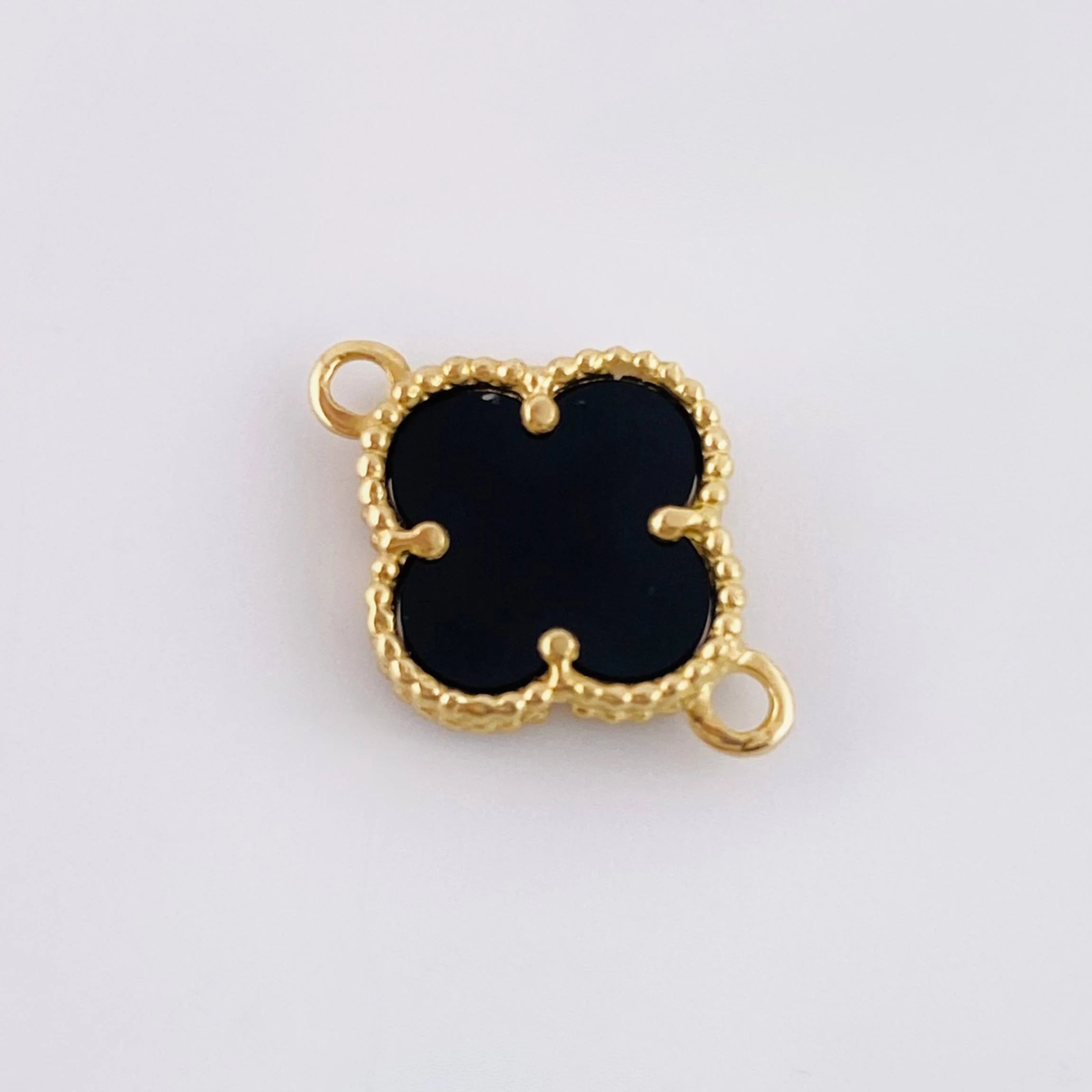 Herraje Trebol Onix Negro 0.8 g / 1/2 in Oro Amarillo 18K