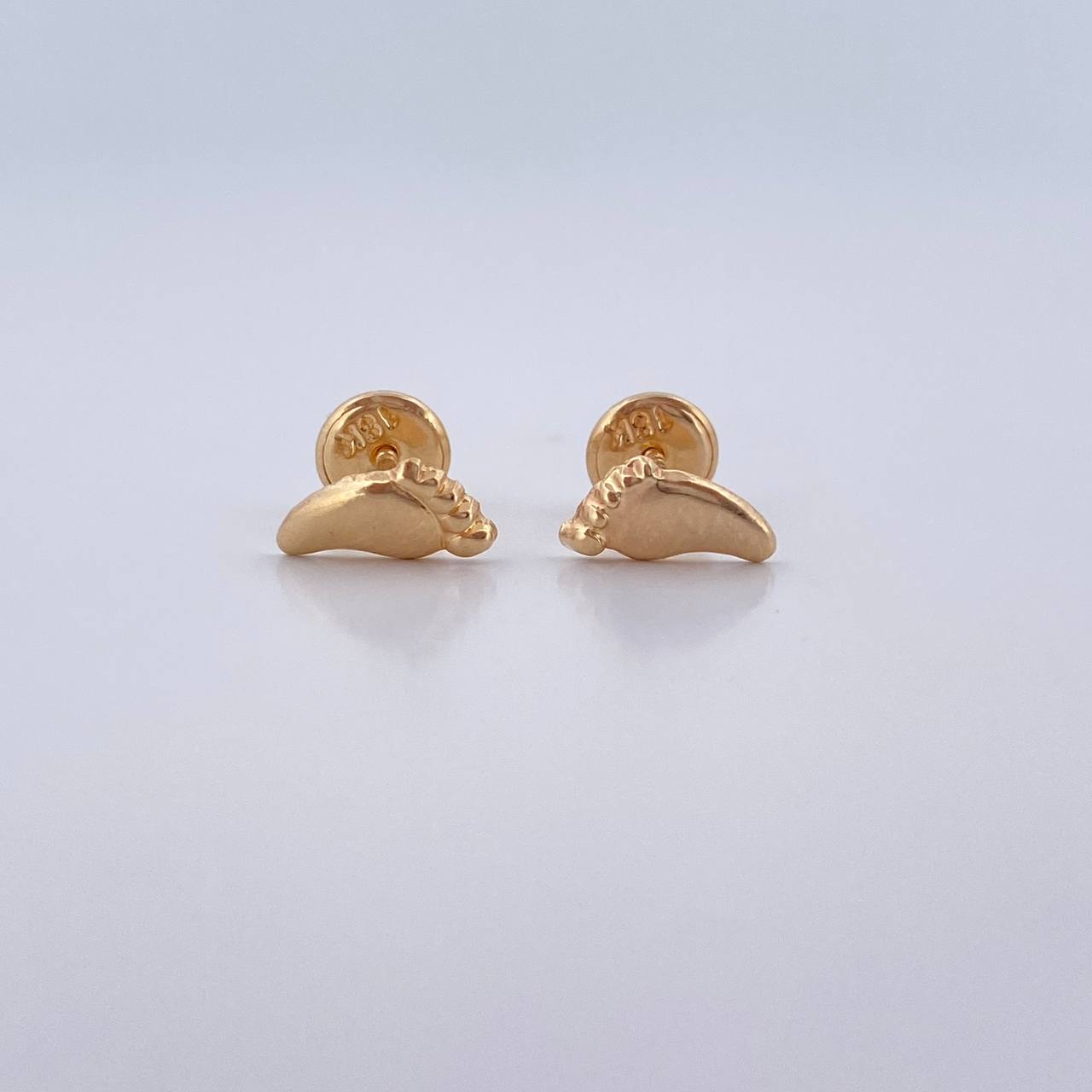 Stud Earrings Earrings 0.5gr / Smooth Yellow Gold 18K $