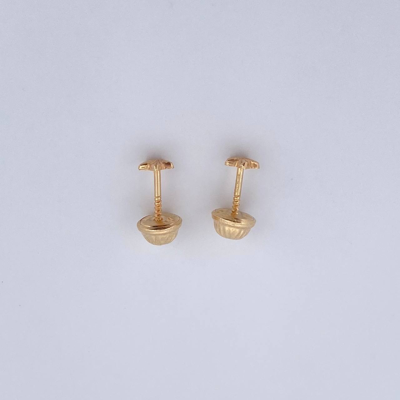 Stud Earrings Star 0.45gr / Diamond Cut Yellow Gold 18K $