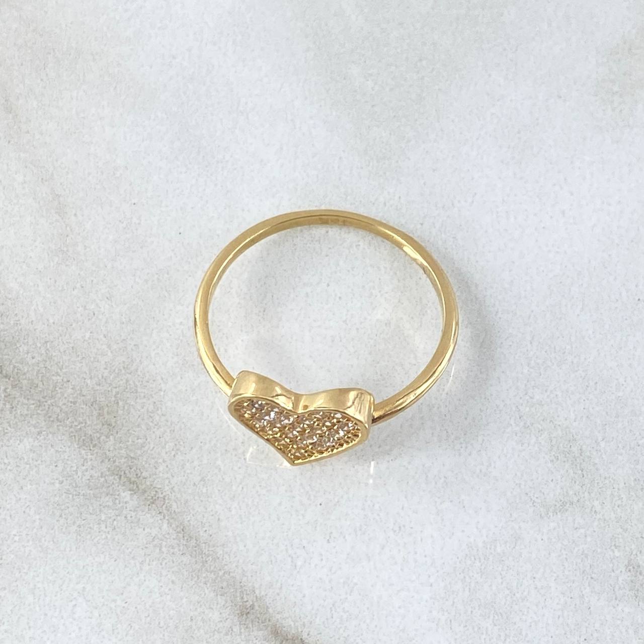 Flat Heart Ring 1.95gr / Size 6 3/4 / White Zircons 18K Yellow Gold