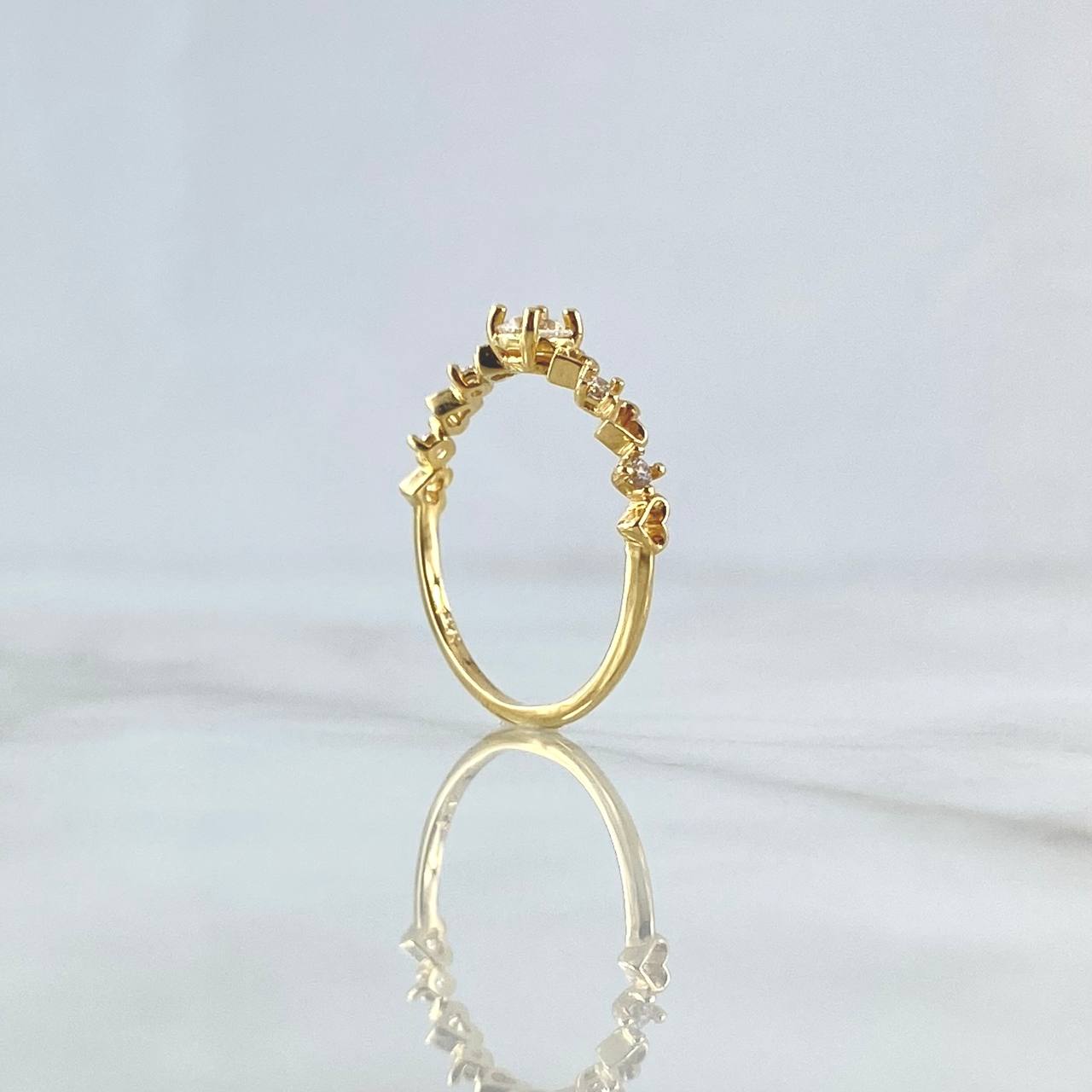 Ring Solitaire - Interspersed Hearts 1.45gr / Size 7 1/2 / White Zircons 18K Yellow Gold