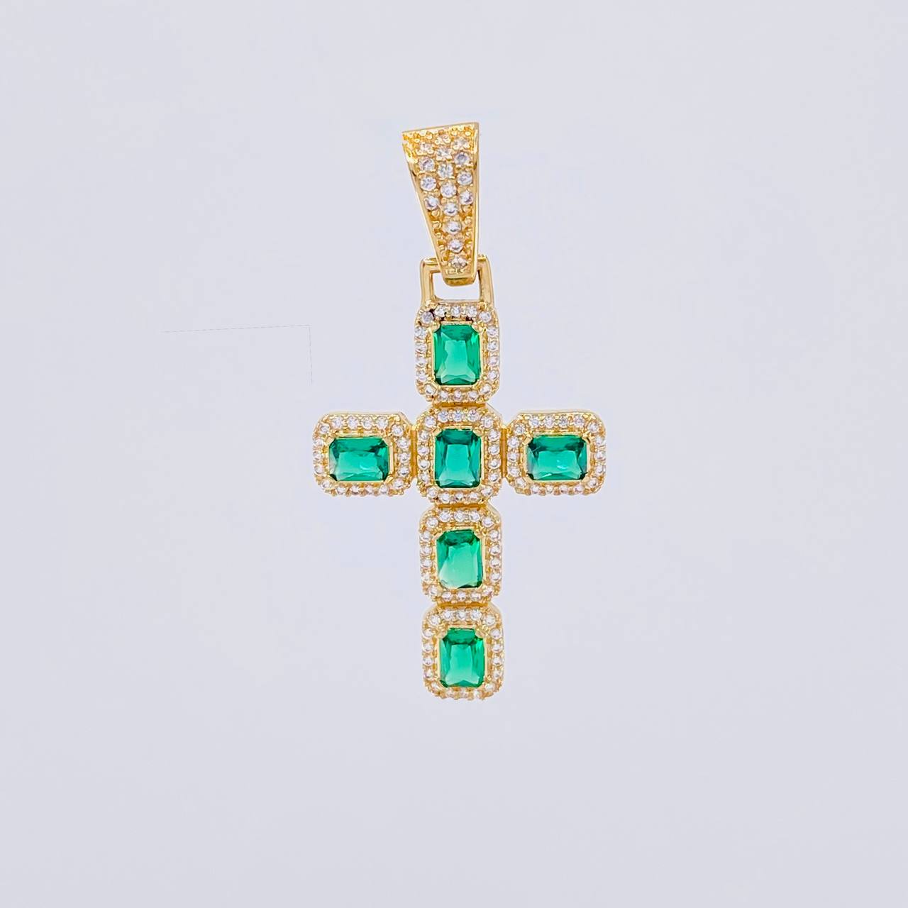 Rectangular Dense Cross Pendant 3.45g / 1 1/2 in Yellow Gold 18K