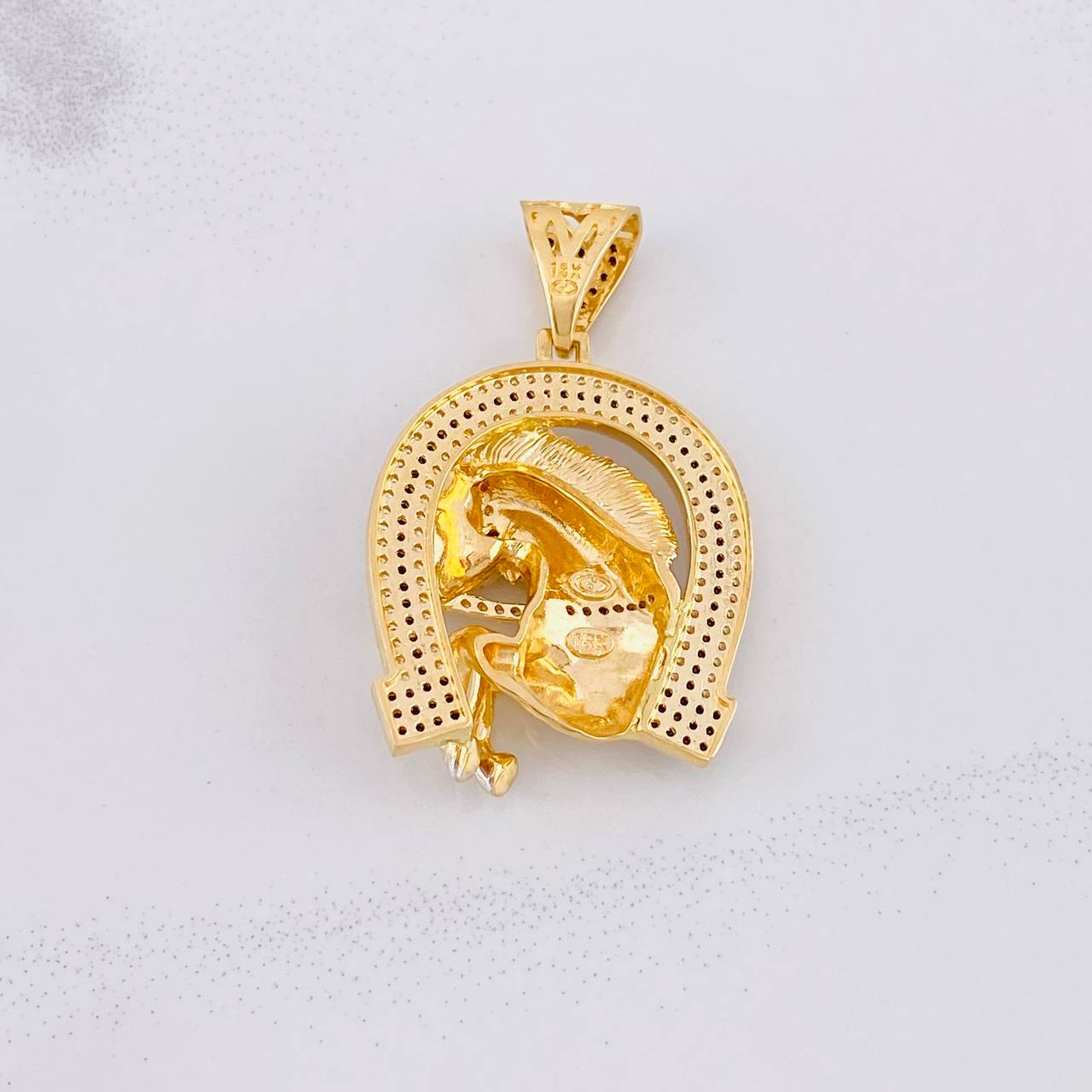 Dije Herradura Caballo 12.6g / 1 1/2 in Dos Oros Amarillo Blanco 18K