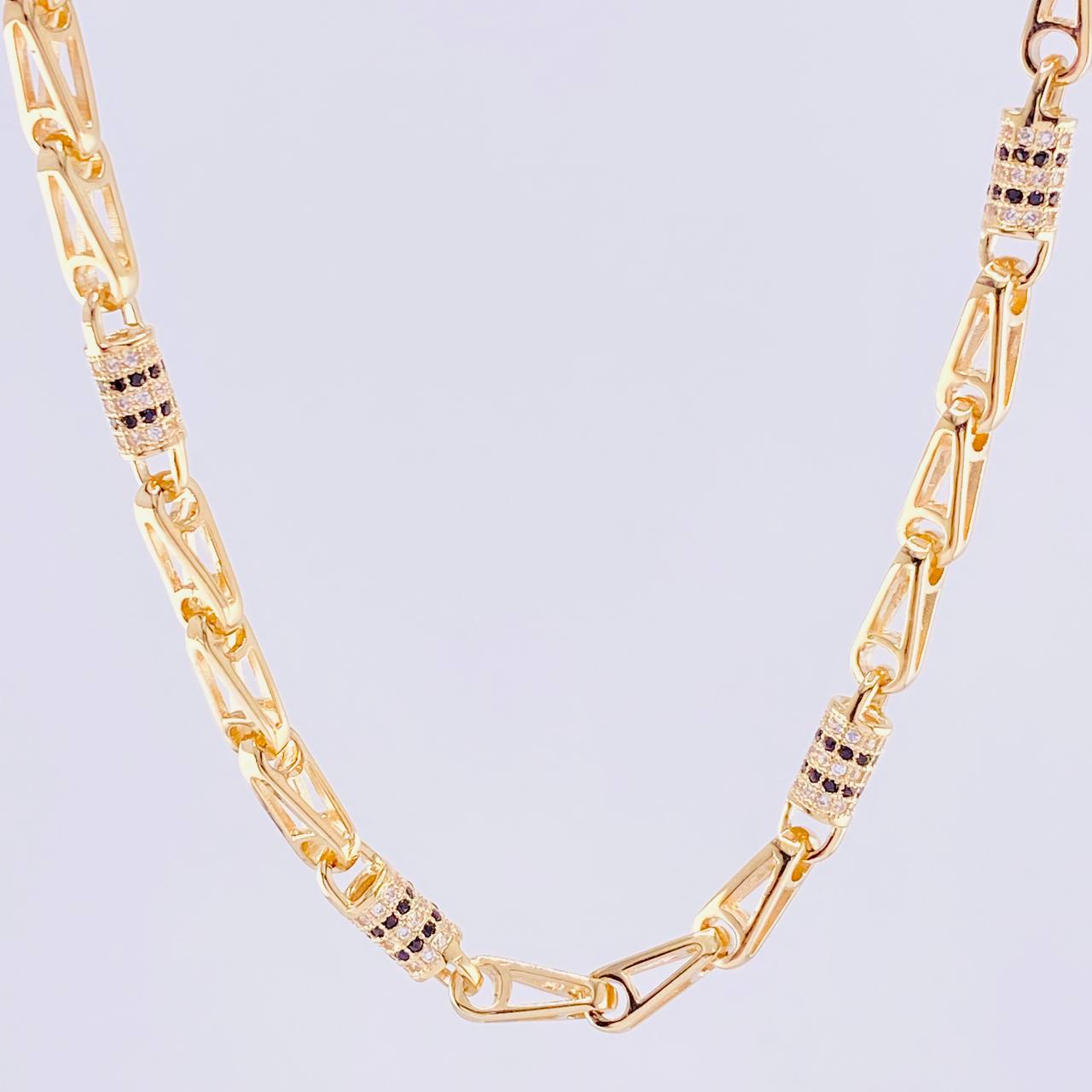 Cadena Rustica Cilindro 52.6g / 28 in / 4.75mm Oro Amarillo 18K