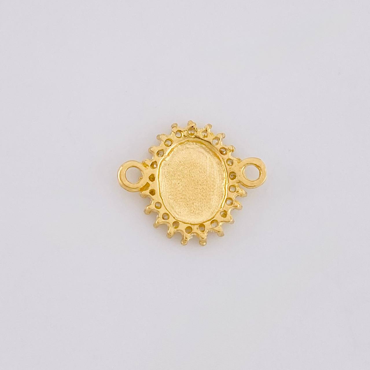 Herraje Circular Chispa Virgen Guadalupe 0.75g / 1/2 in Oro Amarillo 18K