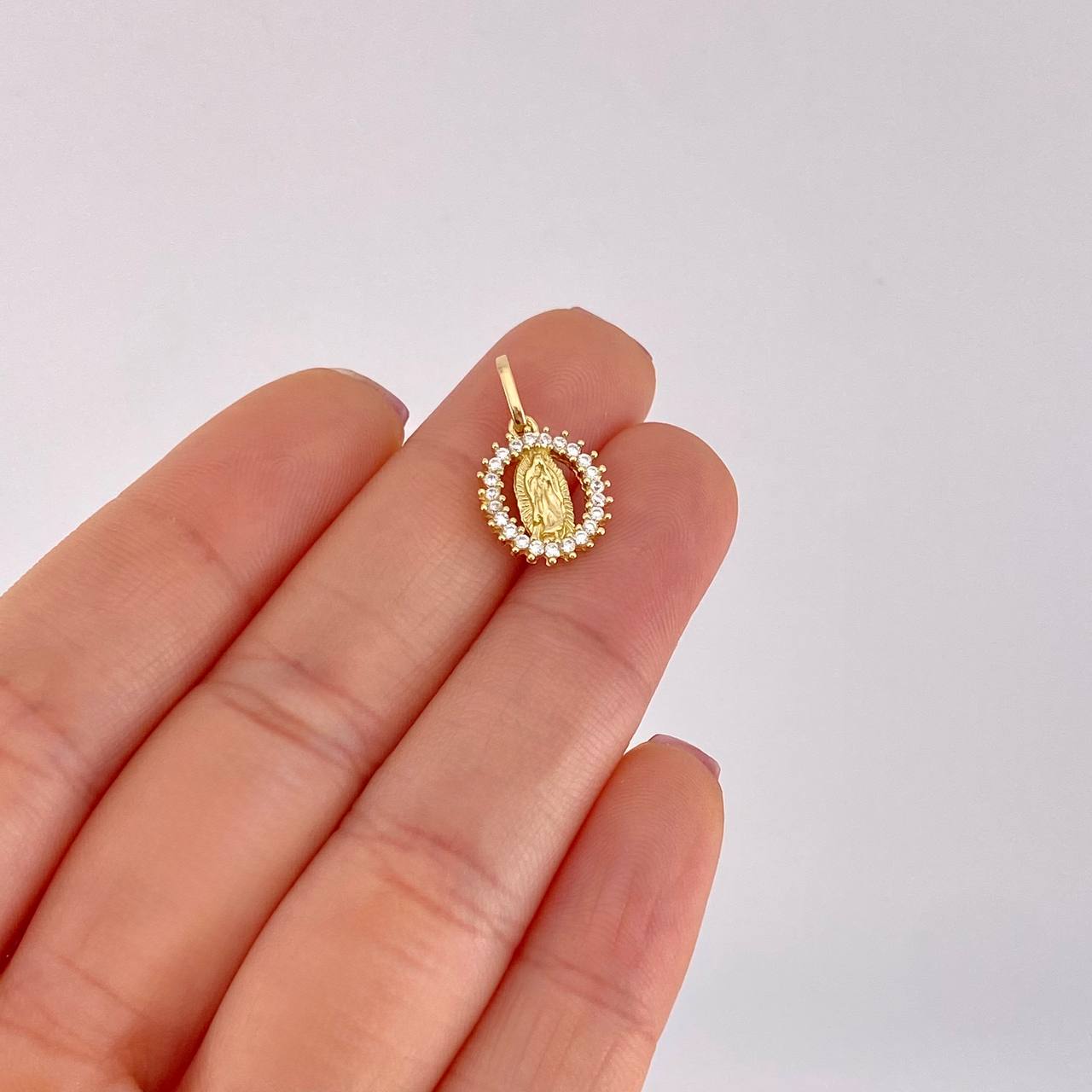 Dije Circular Chispa Virgen Guadalupe 1.35g / 3/4 in Oro Amarillo 18K