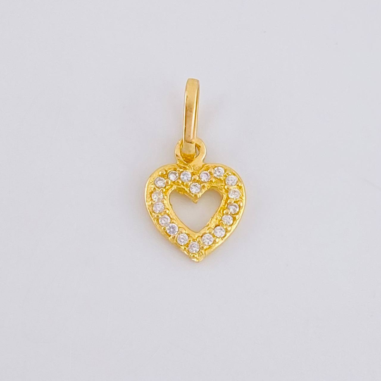 Dije Silueta Corazon Tupida 0.75g / 1/2 in Oro Amarillo 18K