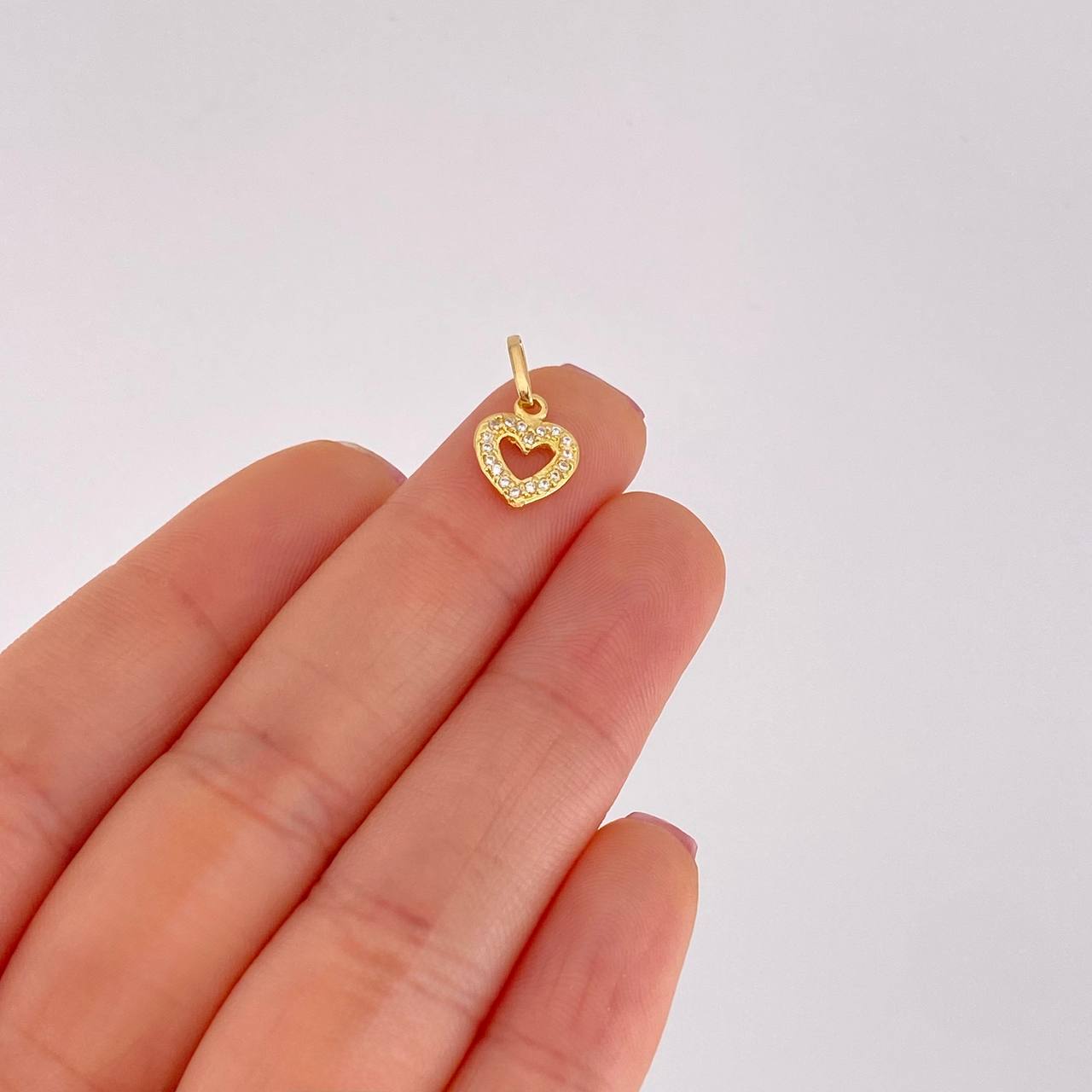 Dije Silueta Corazon Tupida 0.75g / 1/2 in Oro Amarillo 18K
