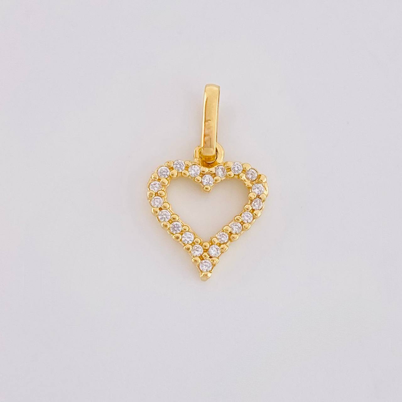 Dije Silueta Corazon Tupida 0.8g / 3/4 in Oro Amarillo 18K