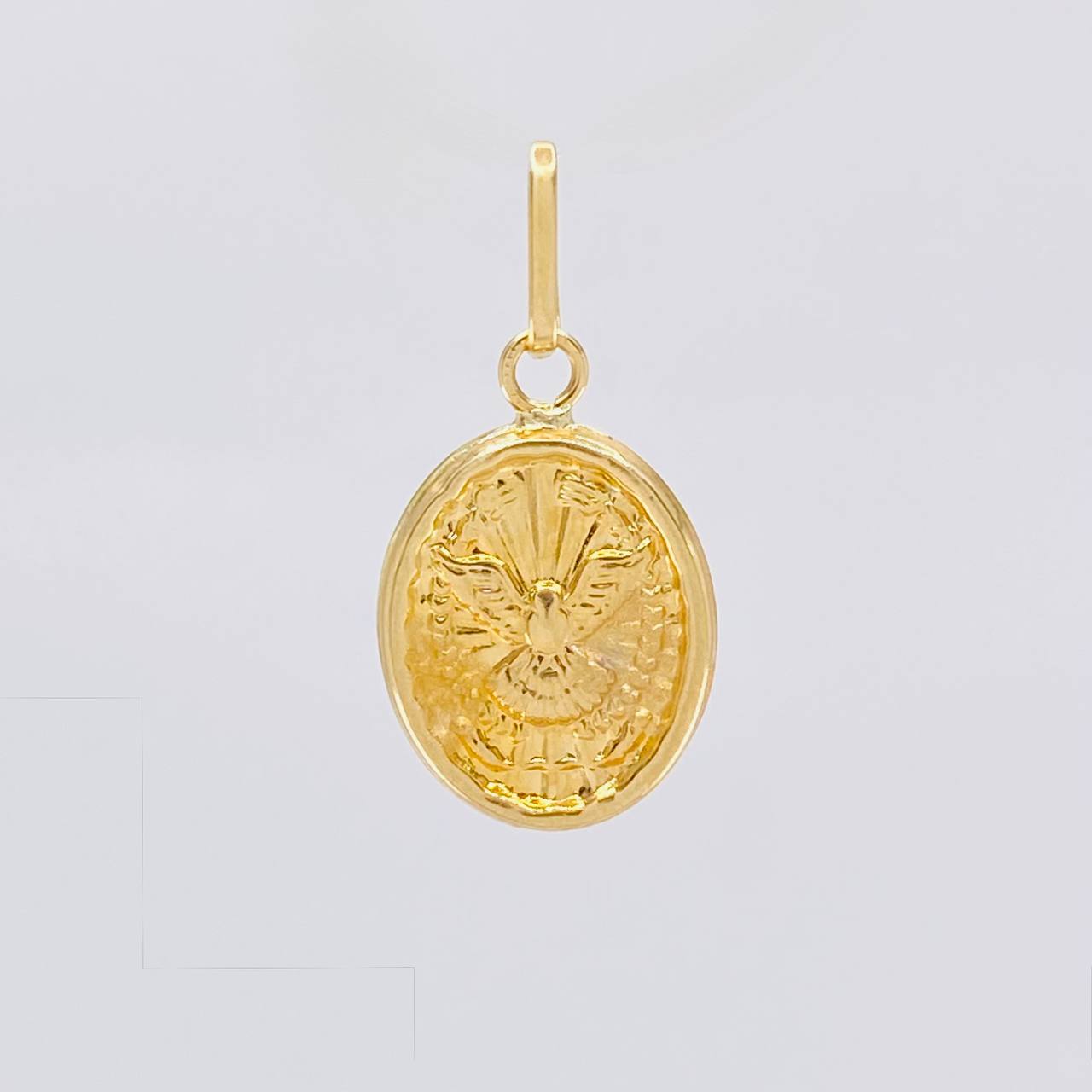 Dije Espiritu Santo 0.45g / 3/4 in Oro Amarillo 18K