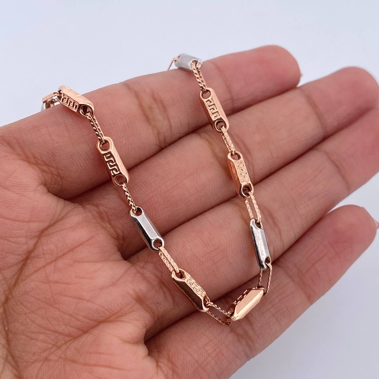 Pulso Rustico Tribal 3.85gr / 21cm / 3.2mm Dos Oros Blanco Rosa 18K $