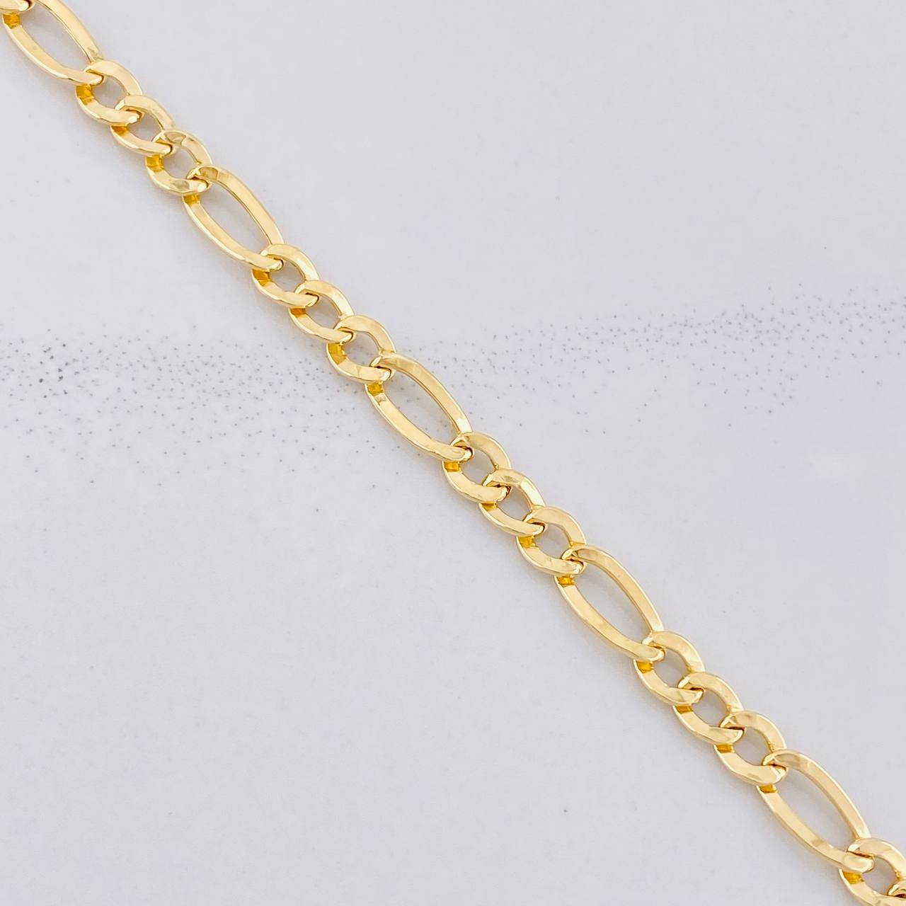 Figaro Bracelet 2.55g / 7 3/4 in / 4.15mm Yellow Gold 18K