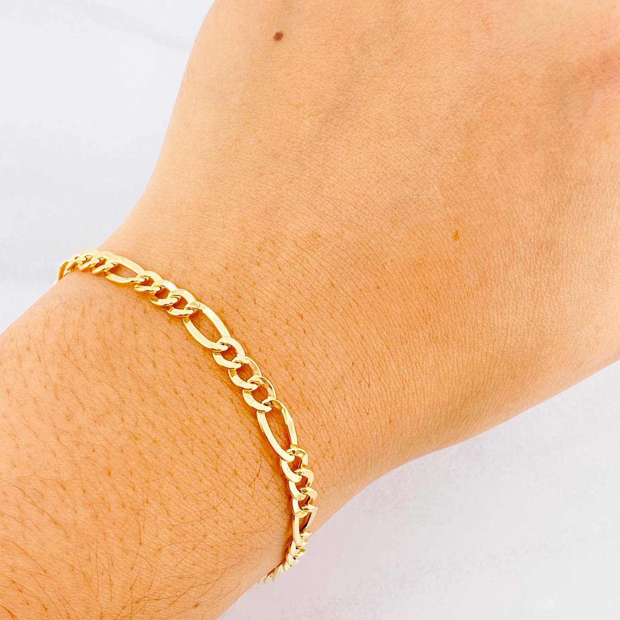 Figaro Bracelet 2.25g / 7 3/4 in / 4.45mm Yellow Gold 18K