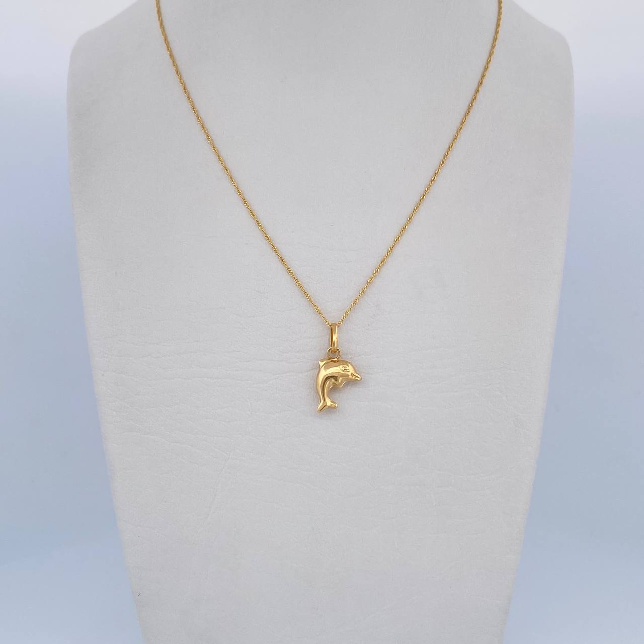 Singapore Chain Set 1.15gr / 50.1cm / 0.7mm + Pendant 0.5gr / 1.6cm Stamped Yellow Gold 18K (Offer) $