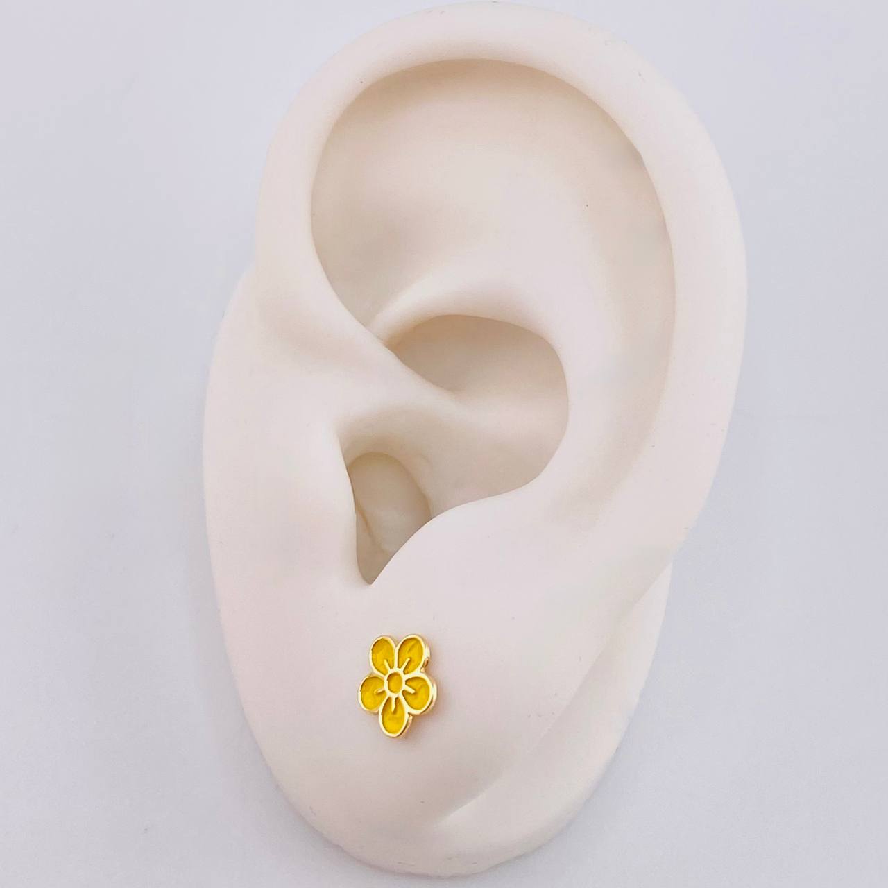 Topos Flor Colombiana 0.65g / in / 7mm Oro Amarillo 18K