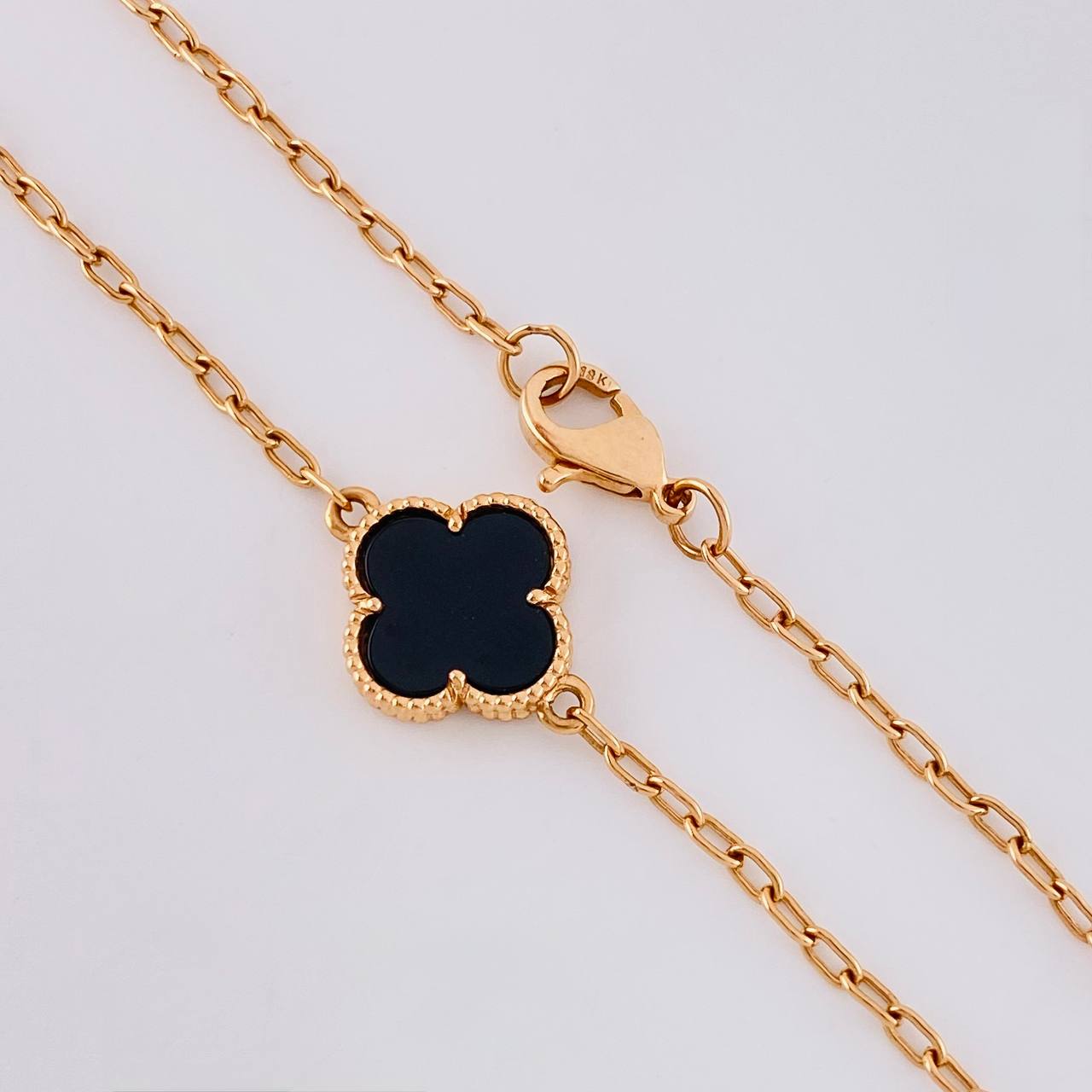 Paperclip Chain Clover Onyx 21.55g / 28 in / 2.15mm Rose Gold 18K