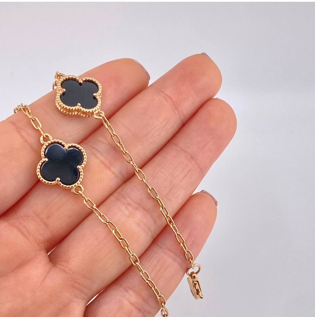 Paperclip Chain Clover Onyx 21.55g / 28 in / 2.15mm Rose Gold 18K
