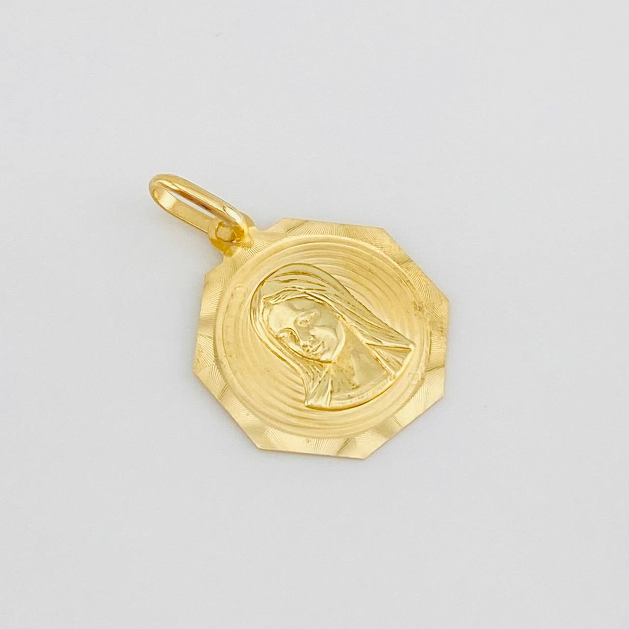 Dije Medalla Virgen Maria 1.05g / 1 in Oro Amarillo 18K
