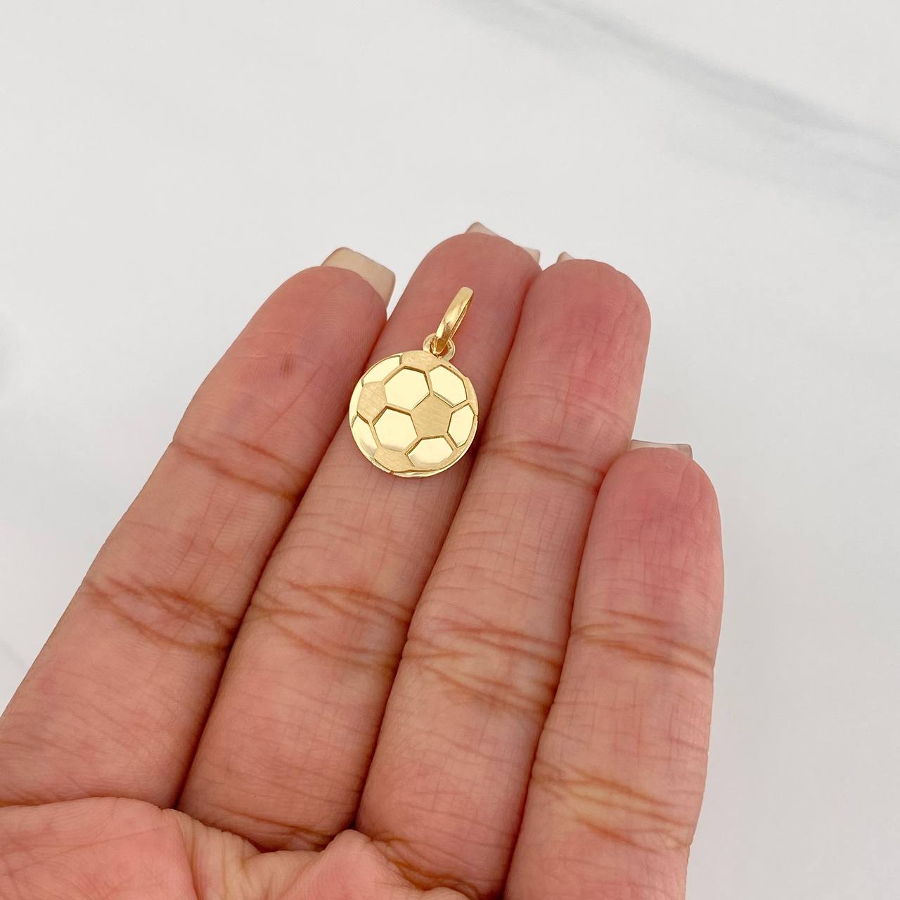 Dije Balon Futbol 1.4g / 3/4 in Oro Amarillo 18K