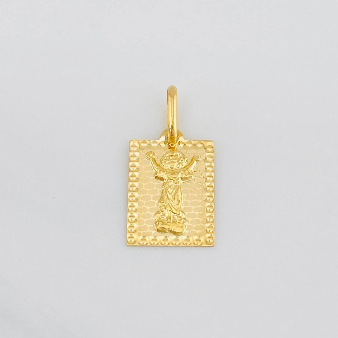 Dije Medalla Divino Niño 0.75g / 3/4 in Oro Amarillo 18K