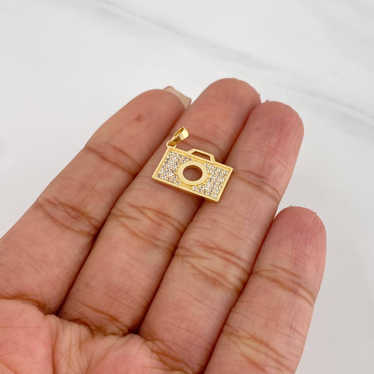Dije Camara 1.4g / 1/2 in Oro Amarillo 18K