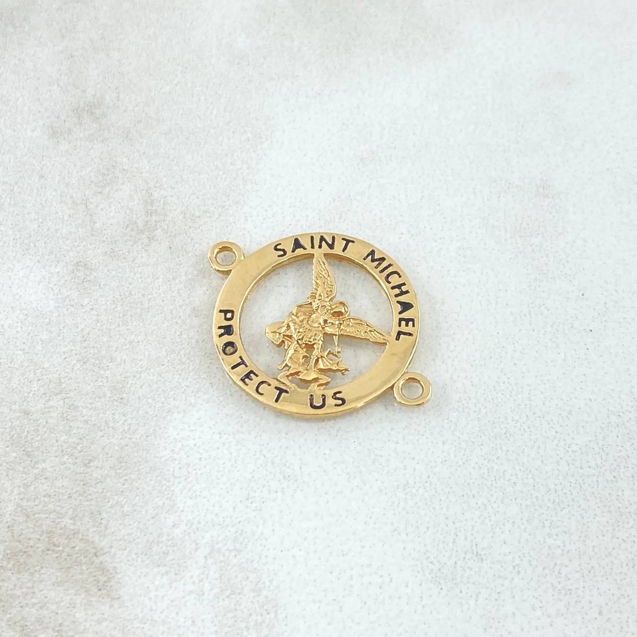 Charm San Miguel Arcangel In Hoop 1.65gr / 1.7cm / 18K Yellow Gold