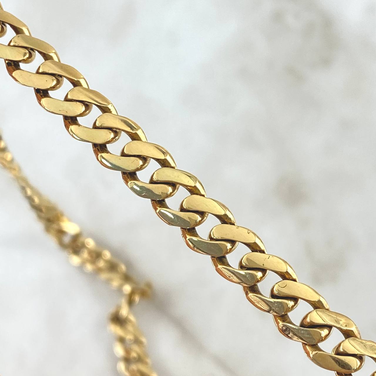 Cuban Links 33.8gr / 60cm / 6.9mm Lobster Claw Box White Zirconia Yellow Gold 18K ©