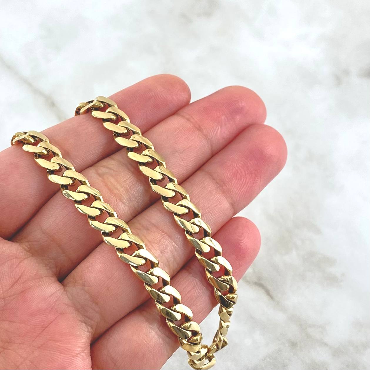 Cuban Links 33.8gr / 60cm / 6.9mm Lobster Claw Box White Zirconia Yellow Gold 18K ©
