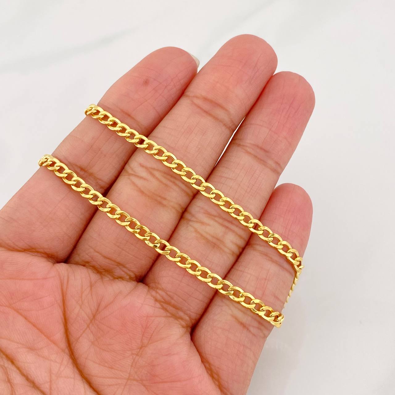 Cadena Cubana 6.75g / 24 in / 3.1mm Oro Amarillo 18K