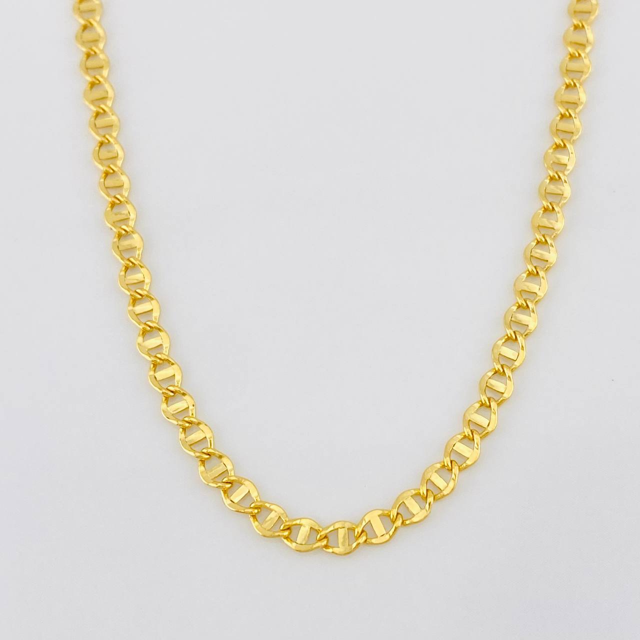 Flat Mariner Chain Volga 3.3g / 24 in / 2.7mm Yellow Gold 18K