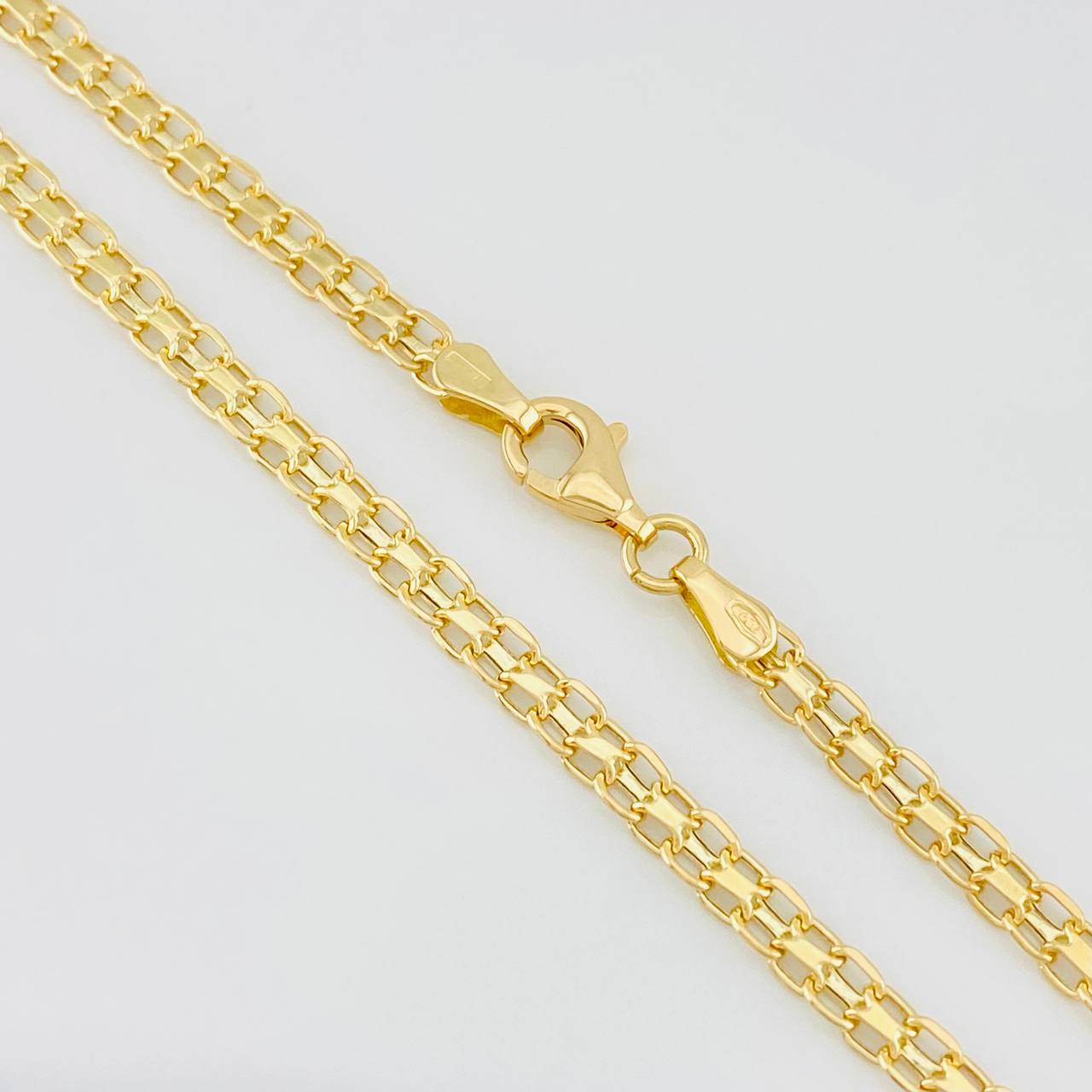 Cadena China 5.75g / 24 in / 3.2mm Oro Amarillo 18K