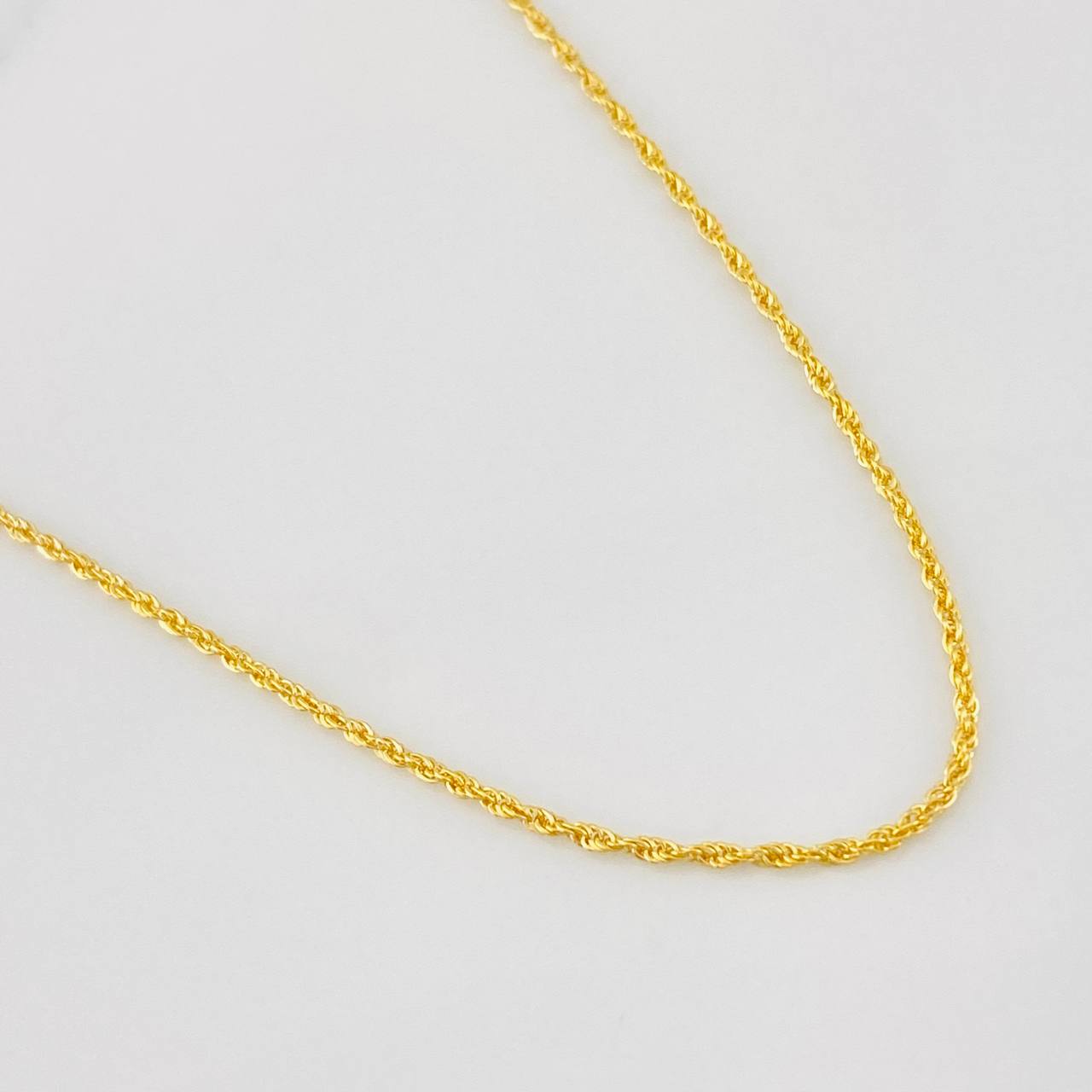 Cadena Lazo 0.9g / 20 in / 1.1mm Oro Amarillo 18K