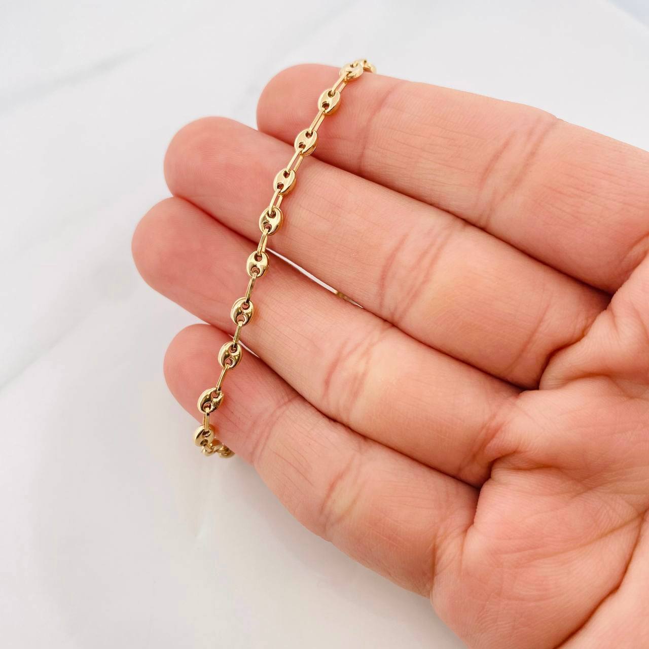 Tobillera GC 3.2g / 9 3/4 in / 3.6mm Oro Amarillo 18K