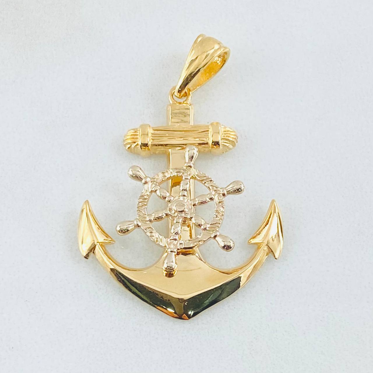 Pendant Anchor Movable Helm 4.9gr / 1 1/2 in / Two Yellow White Gold 18K *

