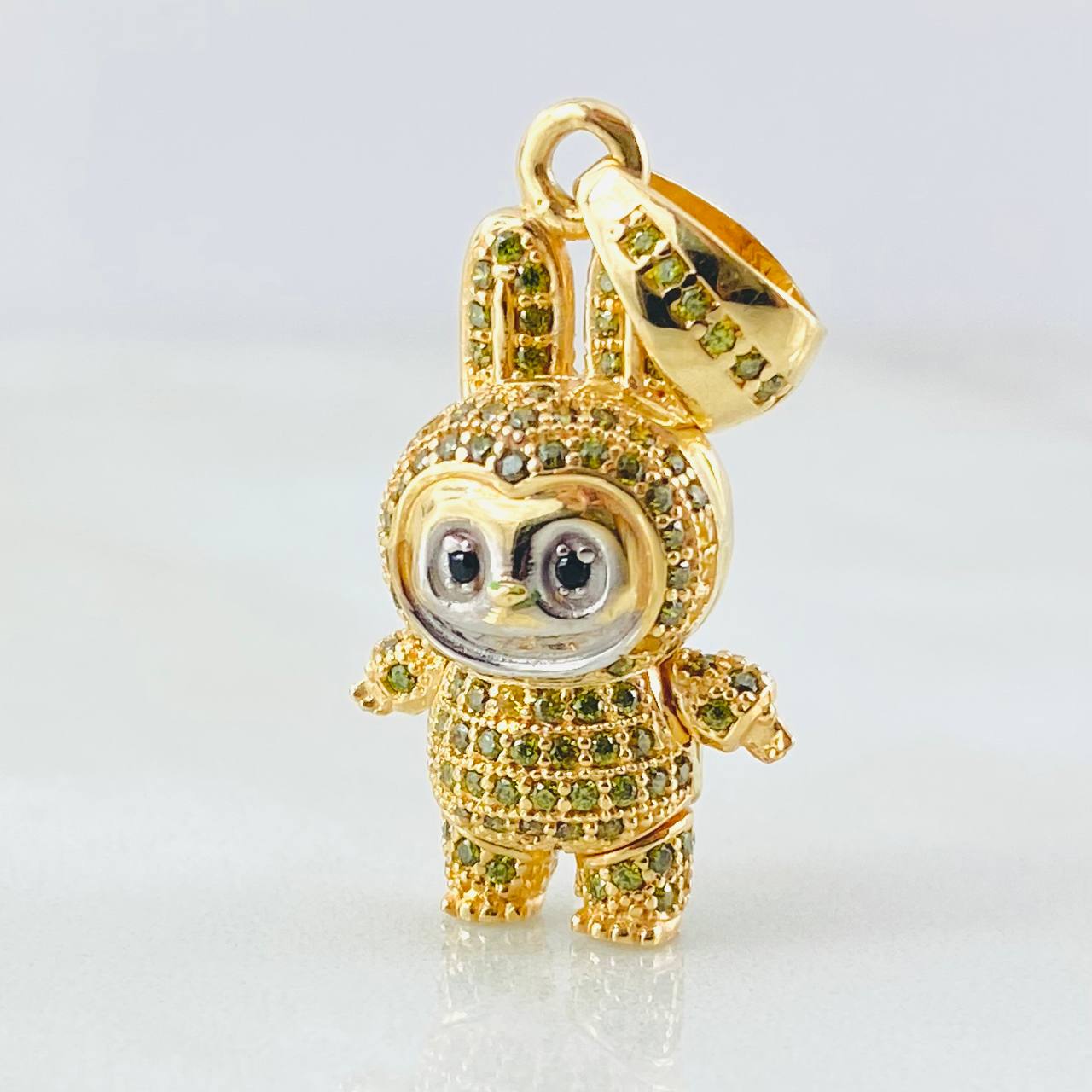 Dije Conejo Sonriente 6.25gr / 1 1/4 in / Dos Oros Amarillo Blanco 18K ©