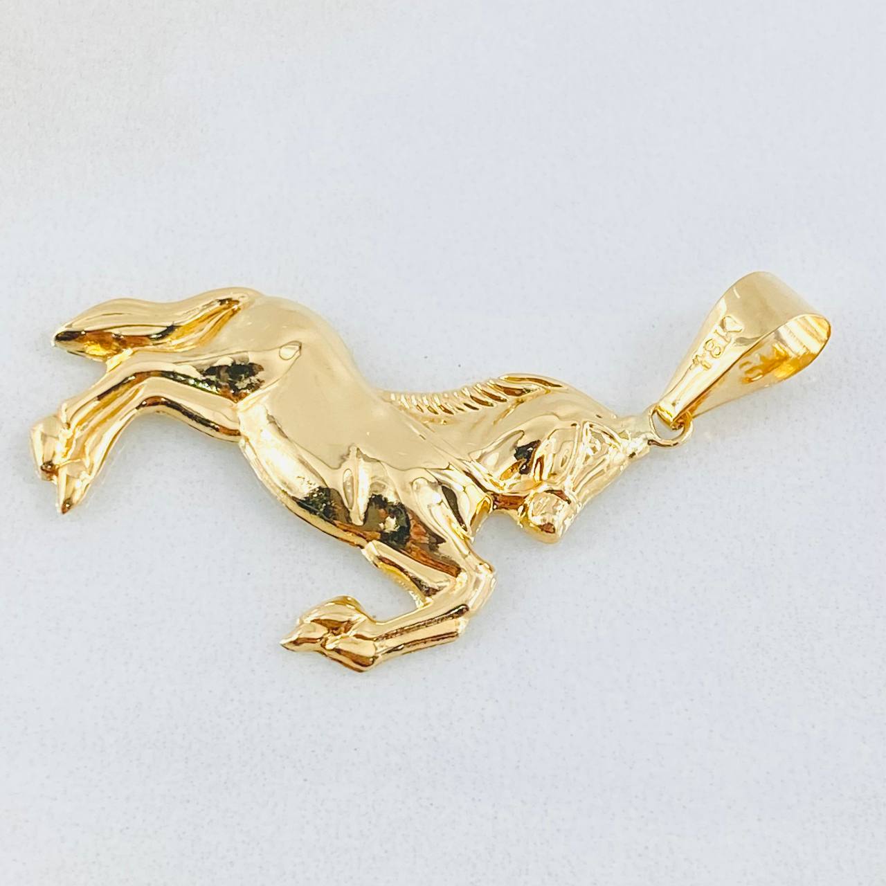 Dije Caballo 2gr / 1 1/2 in / Oro Amarillo 18K ©