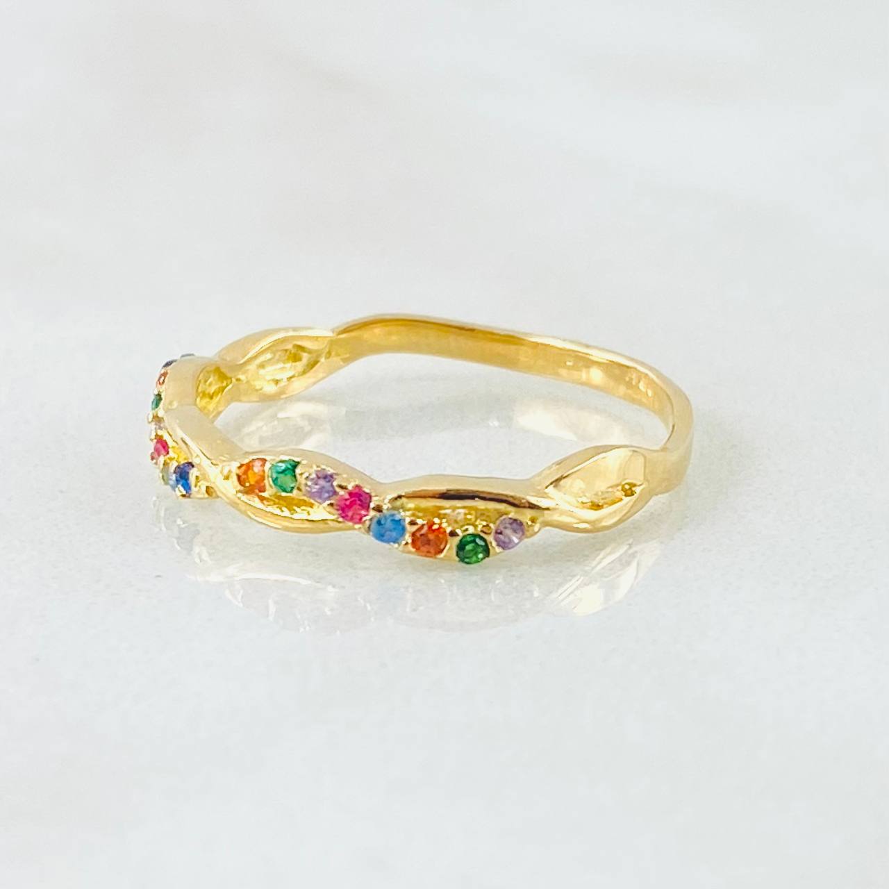Interlaced Ring 1.8gr / Size 7 1/4 / 18K Gold